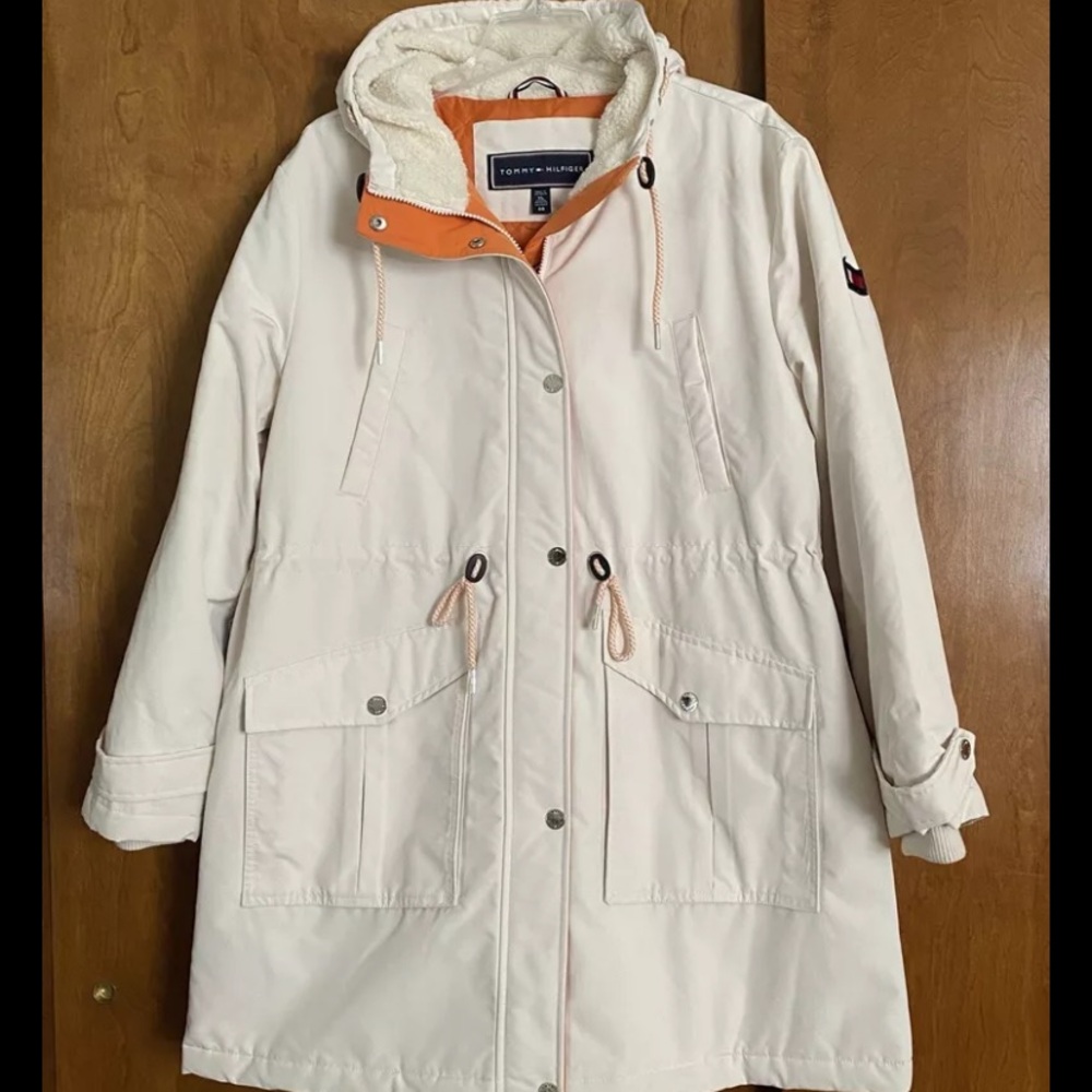 NWOT Tommy Hilfiger Winter Coat Cream w/ Orange Quilted Lining Hood XL